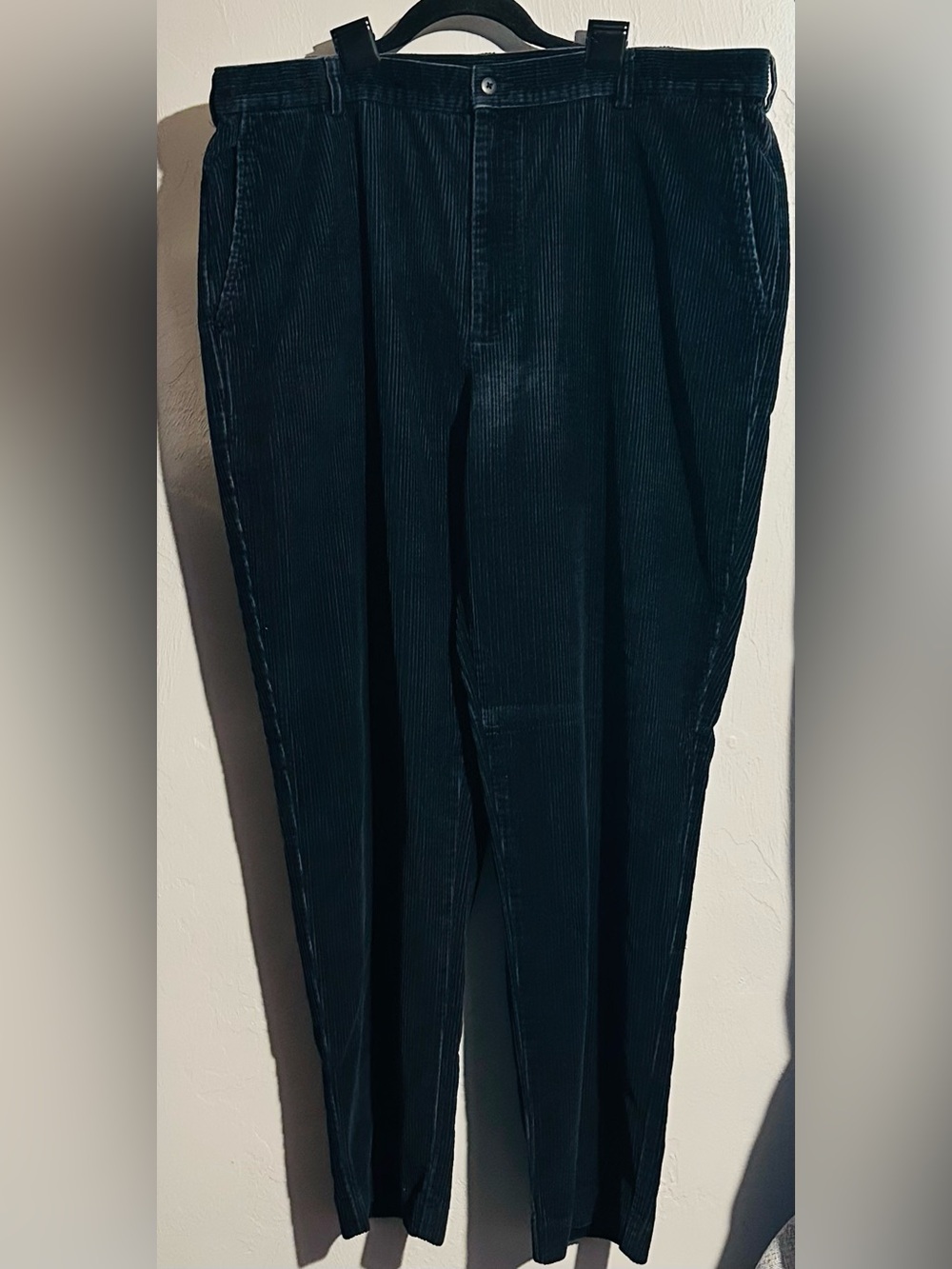 Jos. A. Bank Ivy League Peppy Men's Navy Blue Corduroy Trouser, Size 42/32